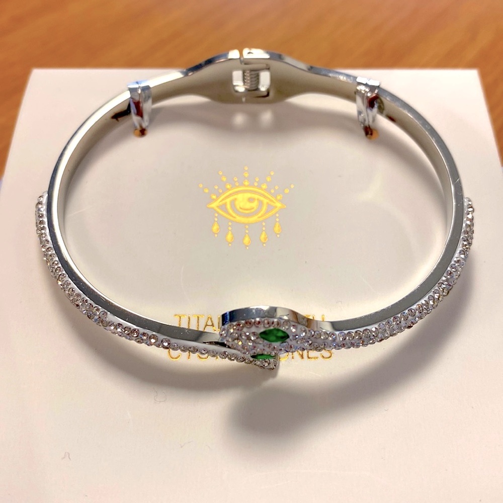 BRAND NEW Arm Candy silver gold toned bangle bracelet 😍 Box included 🎁